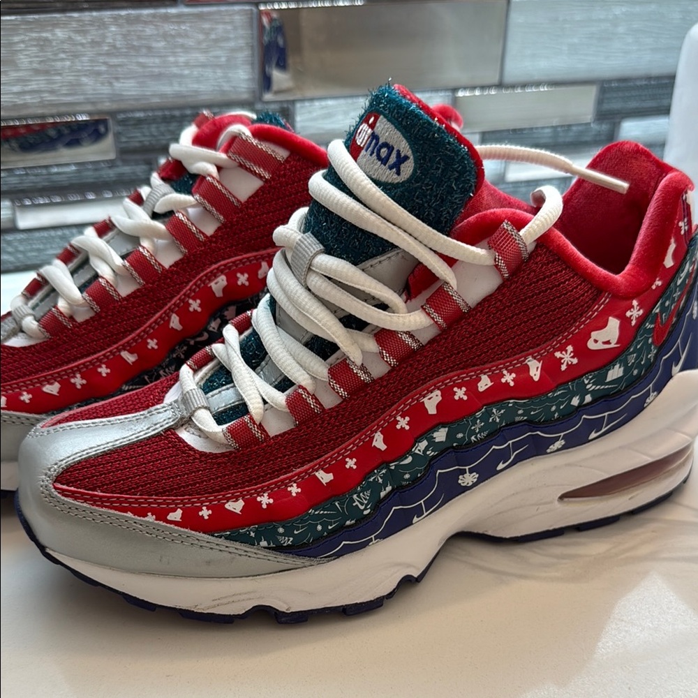 Nike Holiday Kids Air Max Sneakers